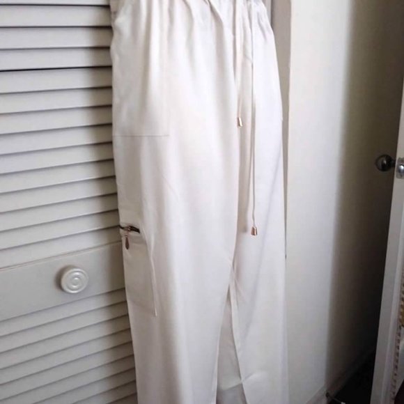 SOFT SURROUNDINGS Ivory Silk Cargo Pants - Picture 4 of 4